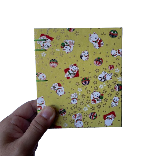 Lucky cat (yellow)